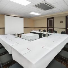 Отель Ramada Plaza by Wyndham Gatineau/Manoir du Casino Канада, Гатино - отзывы, цены и фото номеров - забронировать отель Ramada Plaza by Wyndham Gatineau/Manoir du Casino онлайн помещение для мероприятий
