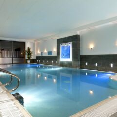 Отель Crowne Plaza London Docklands Лондон бассейн
