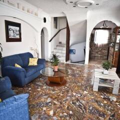 Отель Holiday Beach Resort интерьер отеля