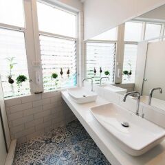 Ploen Bangkok Hostel Khaosan ванная