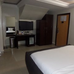 Primal Hotel Ikeja GRA in Ikeja, Nigeria from 77$, photos, reviews - zenhotels.com room amenities photo 2