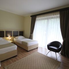 Отель Tropikal Resort Албания, Дуррес - отзывы, цены и фото номеров - забронировать отель Tropikal Resort онлайн комната для гостей фото 3