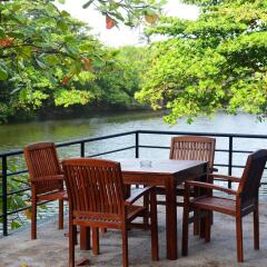 River View Hotel балкон