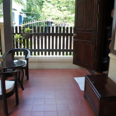 Отель Villa Lao Wooden House балкон