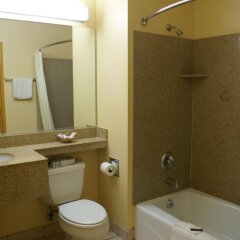 Отель Value Inn Worldwide-LAX ванная фото 2