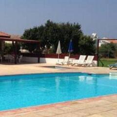 Отель Constantaras Apartments Кипр, Протарас - отзывы, цены и фото номеров - забронировать отель Constantaras Apartments онлайн бассейн фото 3