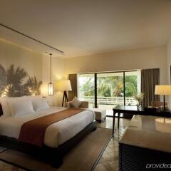 Отель Hilton Phuket Arcadia Resort and Spa комната для гостей фото 5