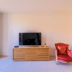 Отель Le Williams AP4177 by Riviera holiday Homes Ницца комната для гостей
