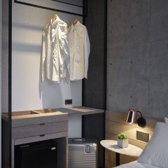 Monka Hotel сейф в номере