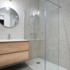 Отель 001 / Cantabric Plaza, Near La Zurriola Beach - Apartment for 8 People in San Sebasti?n Испания, Сан-Себастьян - отзывы, цены и фото номеров - забронировать отель 001 / Cantabric Plaza, Near La Zurriola Beach - Apartment for 8 People in San Sebasti?n онлайн ванная