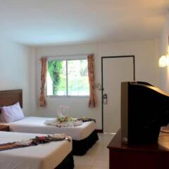 Kamala Beach Inn Hotel Phuket в номере