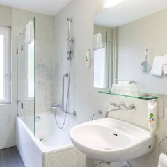 Отель ibis Styles Bern City ванная фото 2