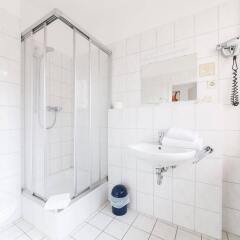 Отель ArtHotel City Германия, Нюрнберг - отзывы, цены и фото номеров - забронировать отель ArtHotel City онлайн ванная