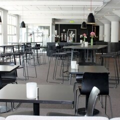 Отель First Hotel Aalborg Дания, Алборг - отзывы, цены и фото номеров - забронировать отель First Hotel Aalborg онлайн гостиничный бар