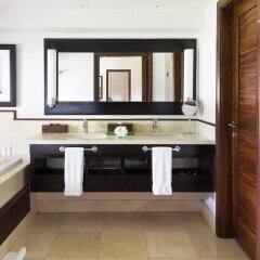 LUX* Le Morne in Le Morne, Mauritius from 625$, photos, reviews - zenhotels.com bathroom photo 2