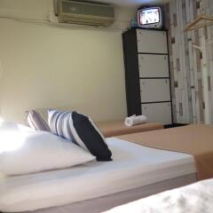 I-Sleep Silom Hostel комната для гостей фото 2