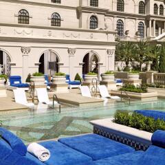 Отель Caesars Suites at Caesars Palace США, Лас-Вегас - отзывы, цены и фото номеров - забронировать отель Caesars Suites at Caesars Palace онлайн бассейн фото 3