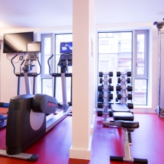 Отель DoubleTree by Hilton Hotel London - Tower of London Великобритания, Лондон - отзывы, цены и фото номеров - забронировать отель DoubleTree by Hilton Hotel London - Tower of London онлайн фитнесс-зал фото 2