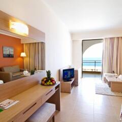 Отель The Kresten Royal Villas & Spa комната для гостей