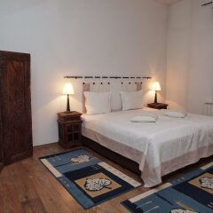 Отель Momini Dvori Boutique Hotel Болгария, Банско - отзывы, цены и фото номеров - забронировать отель Momini Dvori Boutique Hotel онлайн комната для гостей
