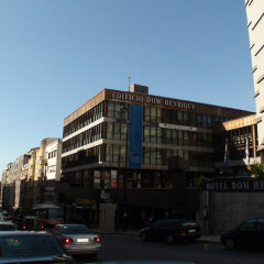 Hotel Dom Henrique Downtown парковка
