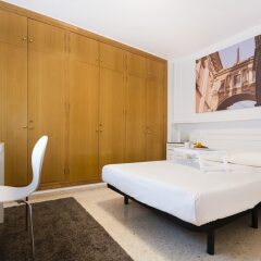 Отель Living Valencia Catedral Испания, Валенсия - отзывы, цены и фото номеров - забронировать отель Living Valencia Catedral онлайн комната для гостей фото 2
