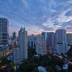 Отель Shama Lakeview Asoke Bangkok Бангкок балкон