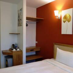 Cozy At 9 Hotel And Kitchen Бангкок комната для гостей
