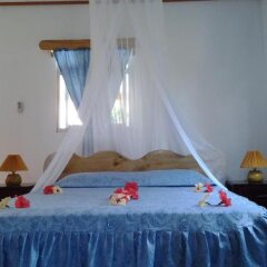 Tournesol Guesthouse in La Digue, Seychelles from 204$, photos, reviews - zenhotels.com guestroom photo 4