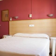 Отель Hostal Residencia Europa Punico комната для гостей фото 4