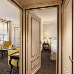 Отель Le Pavillon de la Reine Франция, Париж - отзывы, цены и фото номеров - забронировать отель Le Pavillon de la Reine онлайн балкон