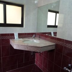 Отель Motel Los Prados - Adults Only Тлальнепантла-де-Бас ванная