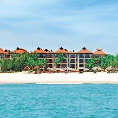 Отель Secret Garden Villas-Furama Beach Danang пляж