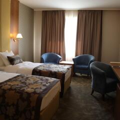 Отель Golden Tulip Varna комната для гостей фото 4