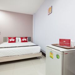 Отель ZEN Rooms Nasa Mansion сейф в номере