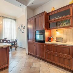 Гостиница Royal suites in the city center в номере фото 2