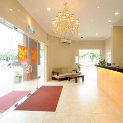 Celyn City Hotel интерьер отеля