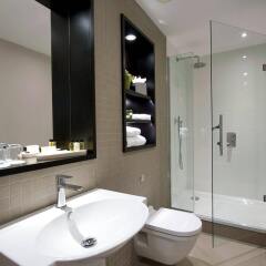 Отель Fraser Suites Queens Gate ванная фото 2
