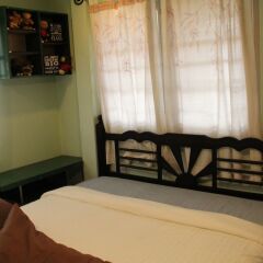Отель Hi Bangkok B&B Бангкок комната для гостей фото 4