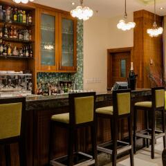 Protea Hotel by Marriott Benin City Select Emotan гостиничный бар