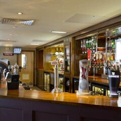 Отель Premier Inn Glasgow City - Buchanan Galleries гостиничный бар