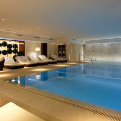 Majestic Hotel - Spa Paris бассейн