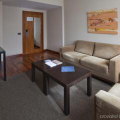 AC Hotel by Marriott Guadalajara, Spain комната для гостей фото 5