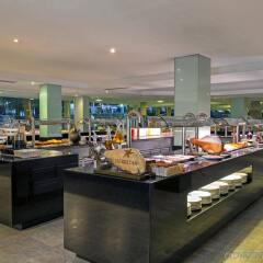 Отель Iberostar Playa de Muro Испания, Плайя-де-Муро - отзывы, цены и фото номеров - забронировать отель Iberostar Playa de Muro онлайн питание фото 2