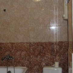 Гостиница Econom в Москве отзывы, цены и фото номеров - забронировать гостиницу Econom онлайн Москва ванная фото 2