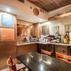 Отель La Quinta Inn & Suites New York City Central Park США, Нью-Йорк - отзывы, цены и фото номеров - забронировать отель La Quinta Inn & Suites New York City Central Park онлайн питание фото 3