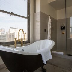 Ace Hotel Downtown Los Angeles Лос-Анджелес ванная фото 2
