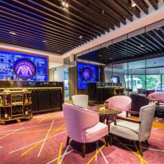 Hotel Equatorial Shanghai гостиничный бар