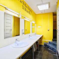 Cozy People Hostel ванная