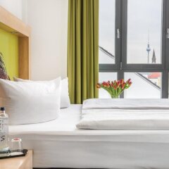 H+ Hotel 4 Youth Berlin Mitte комната для гостей фото 2